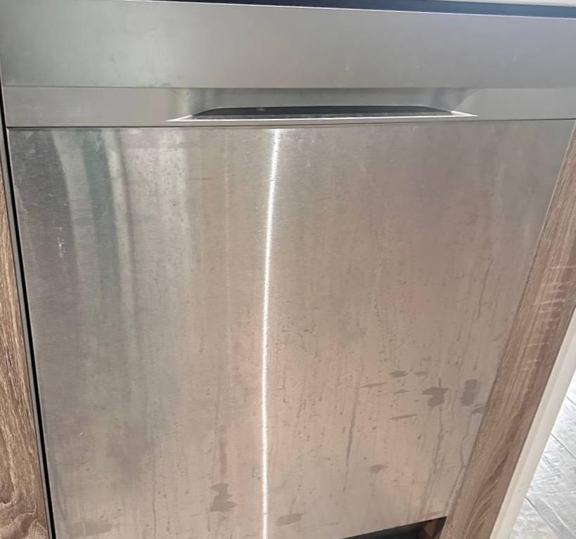 Stainless steel polish — before cleaning